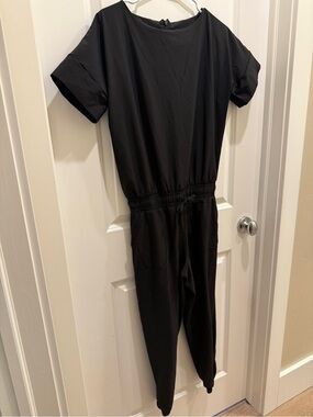 Albion Black Performance Jumpsuit Size S Short Sleeve Jogger Travel Athleisure